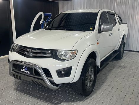 Mitsubishi L200 Triton HLS 2.4 Flex 16V CD Mec.