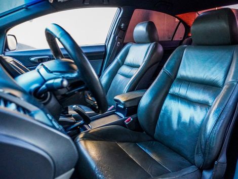 Honda Civic Sedan LXS 1.8/1.8 Flex 16V Mec. 4p