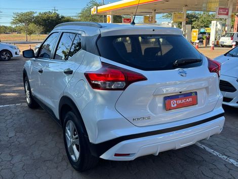 Nissan KICKS Active S 1.6 16V Flex Aut.