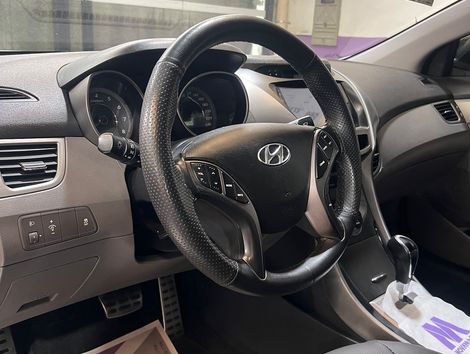 Hyundai Elantra GLS 1.8 16V Aut.