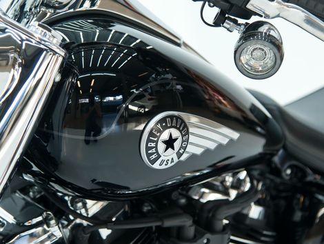 Harley FAT BOY FLFB