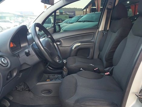 Citroën C3 GLX 1.4/ GLX Sonora 1.4 Flex 8V 5p