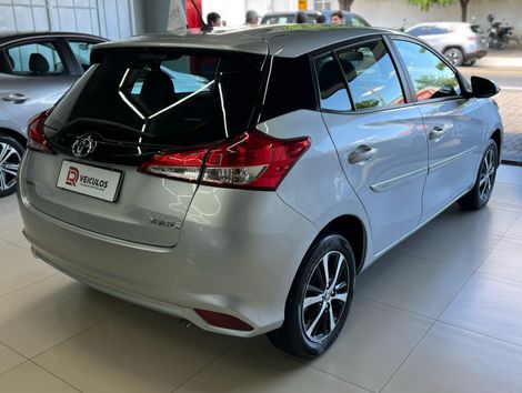 Toyota YARIS XL Live 1.3 Flex 16V 5p Aut.
