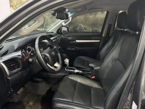 Toyota Hilux CD SRX 4x4 2.8 TDI 16V Diesel Aut.