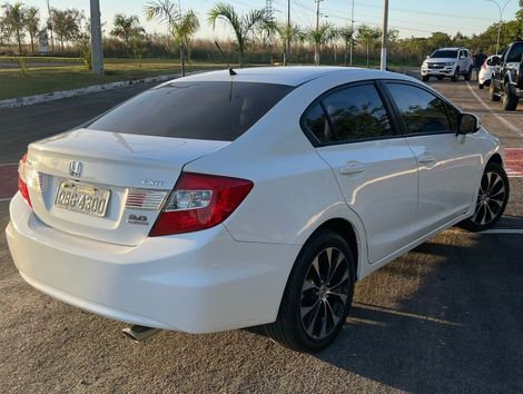 Honda Civic Sedan LXR 2.0 Flexone 16V Aut. 4p