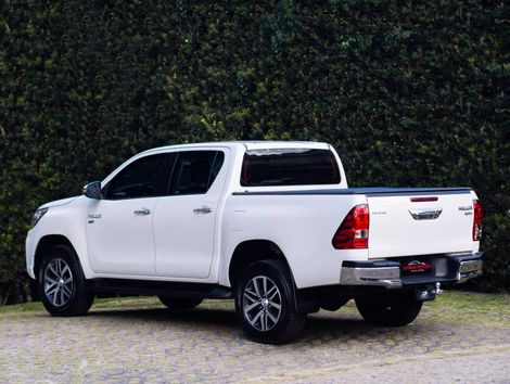 Toyota Hilux CD SRV 4x2 2.7 Flex 16V Aut.