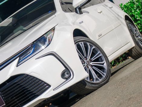 Toyota Corolla Altis Prem. Hybrid 1.8 Flex Aut