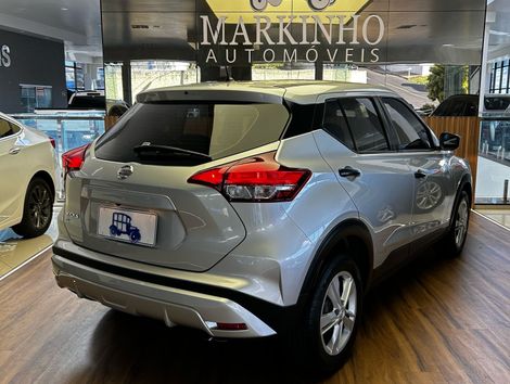 Nissan KICKS Active S 1.6 16V Flex Aut.