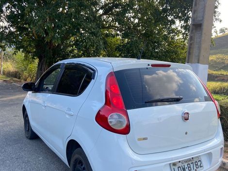 Fiat Palio Week. ATTRACTIVE 1.4 Fire Flex 8V