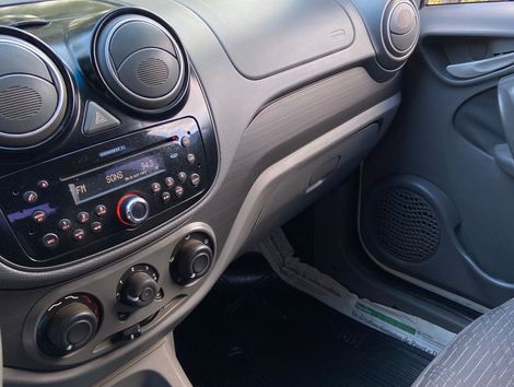 Fiat Palio Week. ATTRACTIVE 1.4 Fire Flex 8V