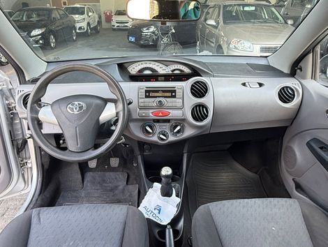 Toyota ETIOS XLS 1.5 Flex 16V 5p Mec.