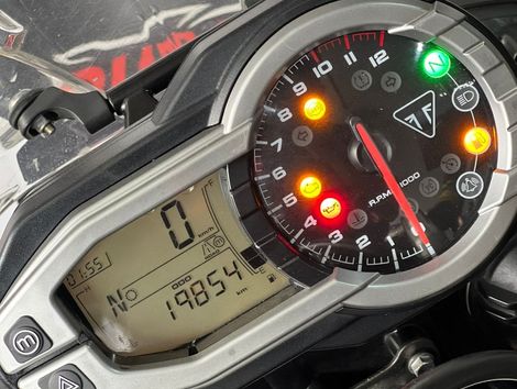 TRIUMPH TIGER 800 XRXL