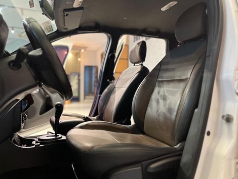 Renault DUSTER Dynamique 2.0 Flex 16V Aut.