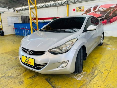 Hyundai Elantra GLS 1.8 16V Aut.