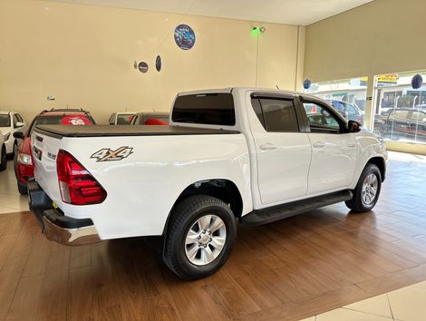 Toyota Hilux CD SR 4x4 2.8 TDI Diesel Aut.