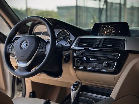 BMW 320iA Modern/Sport TB 2.0/A.Flex/GP 4p