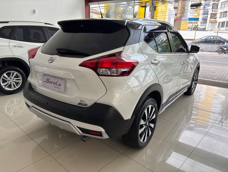 Nissan KICKS SL 1.6 16V FlexStar 5p Aut.