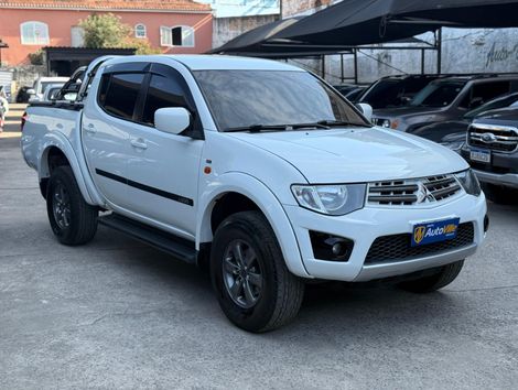 Mitsubishi L200 Triton HLS 2.4 Flex 16V CD Mec.