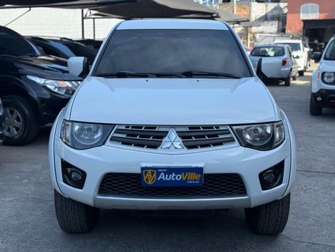 Mitsubishi L200 Triton HLS 2.4 Flex 16V CD Mec.