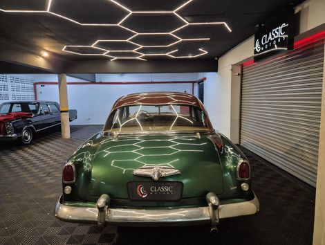 Ford Manhattan
