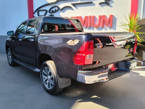 Toyota Hilux CD SRX 4x4 2.8 TDI 16V Diesel Aut.