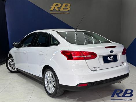Ford Focus 2.0 16V/SE/SE Plus Flex 5p Aut.