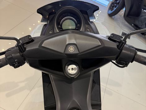 YAMAHA NMAX 160