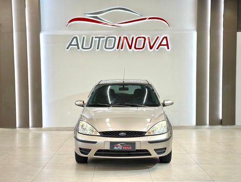 Ford Focus 1.6 S/SE/SE Plus Flex 8V/16V  5p