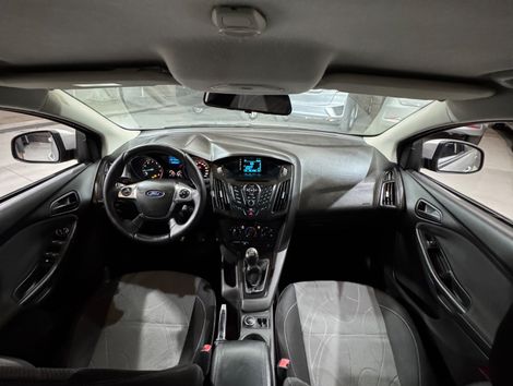 Ford Focus 1.6 S/SE/SE Plus Flex 8V/16V  5p