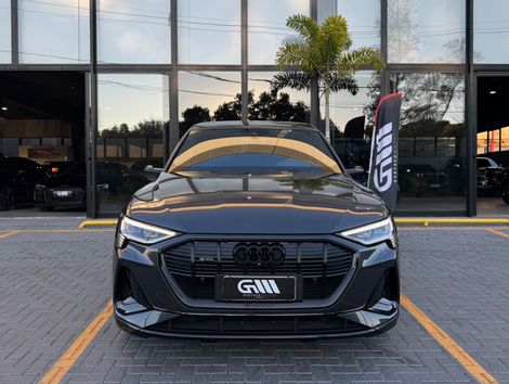 Audi E-TRON Sportb. Perf.Black Aut.(Elétrico)