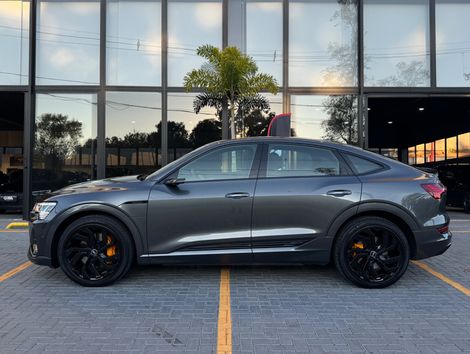 Audi E-TRON Sportb. Perf.Black Aut.(Elétrico)