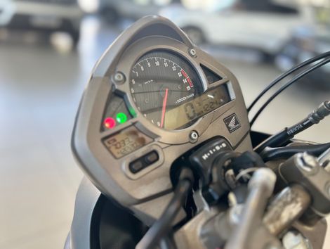 HONDA CB 600F HORNET