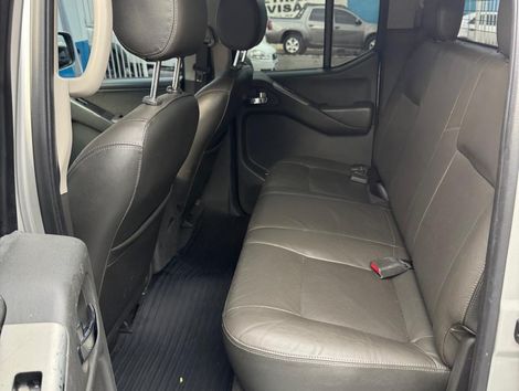 Nissan Frontier SL CD 4x4 2.5TB Diesel Aut