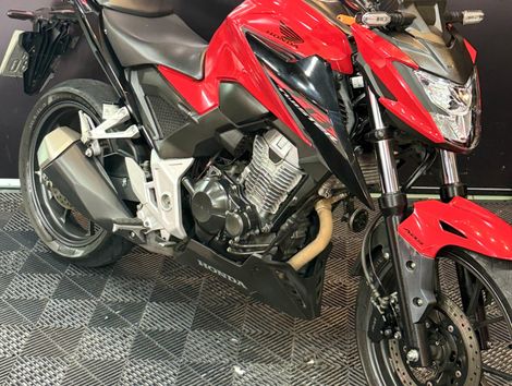 HONDA CB 300F Twister Flex