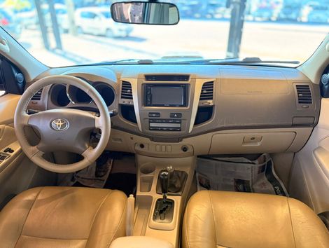 Toyota Hilux SW4 SRV D4-D 4x4 3.0 TDI Dies. Aut
