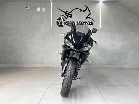 YAMAHA YZF R-3 321/ABS