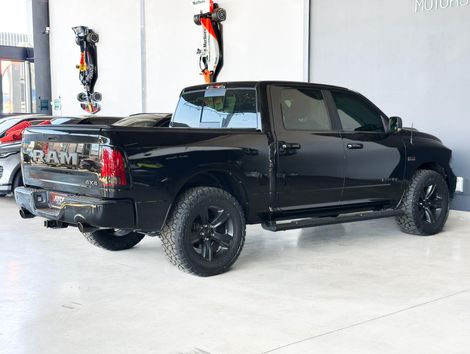 RAM CLASSIC LARAMIE 5.7 CD V8 4X4 Aut.