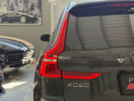 Volvo XC 60 D-5 MOMENTUM 2.0 AWD Diesel 5p