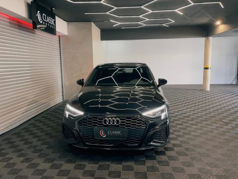 Audi A3 Sed. Perform. Black 2.0 TFSI S-tronic