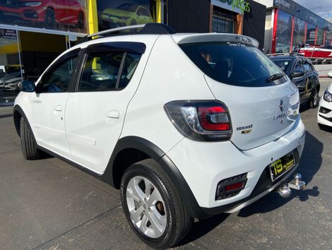 Renault SANDERO STEPWAY Easy R Flex 1.6 16V 5p