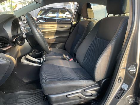 Toyota YARIS XL Live Sedan 1.5 Flex 16V 4p Mec.