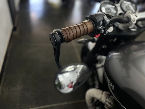 TRIUMPH Speed Twin 1200cc