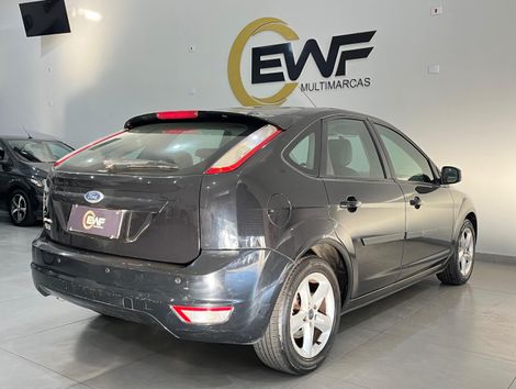 Ford Focus Sedan 1.6/1.6 Flex 8V/16V 4p Mec.