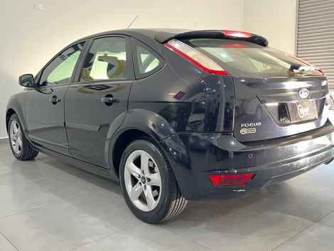 Ford Focus Sedan 1.6/1.6 Flex 8V/16V 4p Mec.