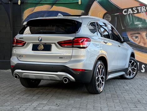 BMW X1 SDRIVE 20i X-Line 2.0 TB Active Flex