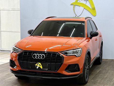 Audi Q3 Black Ed. 1.4 TFSI Flex/Black S-tron.