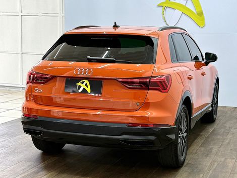 Audi Q3 Black Ed. 1.4 TFSI Flex/Black S-tron.