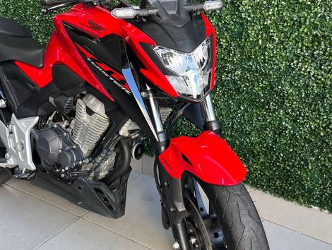 HONDA CB 300F Twister Flex