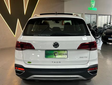 VolksWagen TAOS Highline 1.4 250 TSI Flex Aut.
