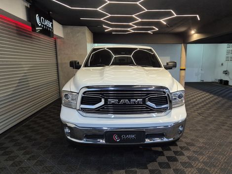 RAM CLASSIC LARAMIE 5.7 CD V8 4X4 Aut.